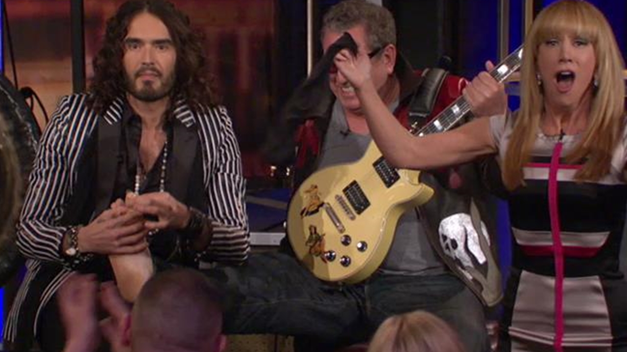 Steve Jones’s Toe Is Safe From STD’s